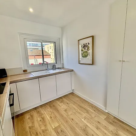 Apartment Climatise, Balcon - 4 Pers. - Fr-1-816-45